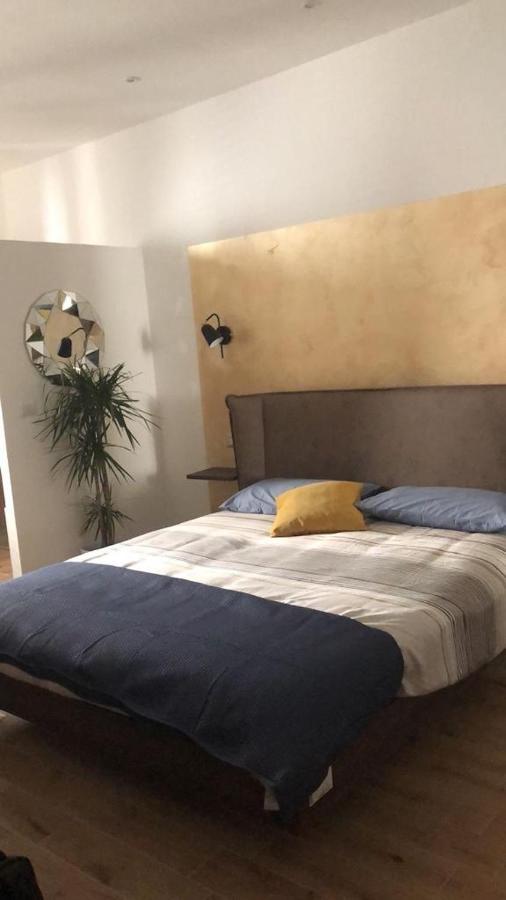 Casa Vacanza Sofa Hotell Sassari Eksteriør bilde